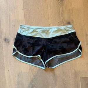 Lululemon black speed short size 8